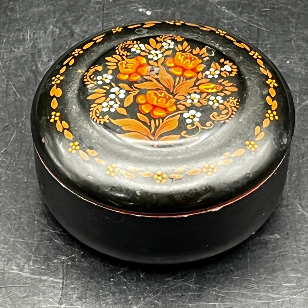 Vtg‎ Small Soviet Hand Painted Black Metal Trinket Box Floral 2.5" Folk Art